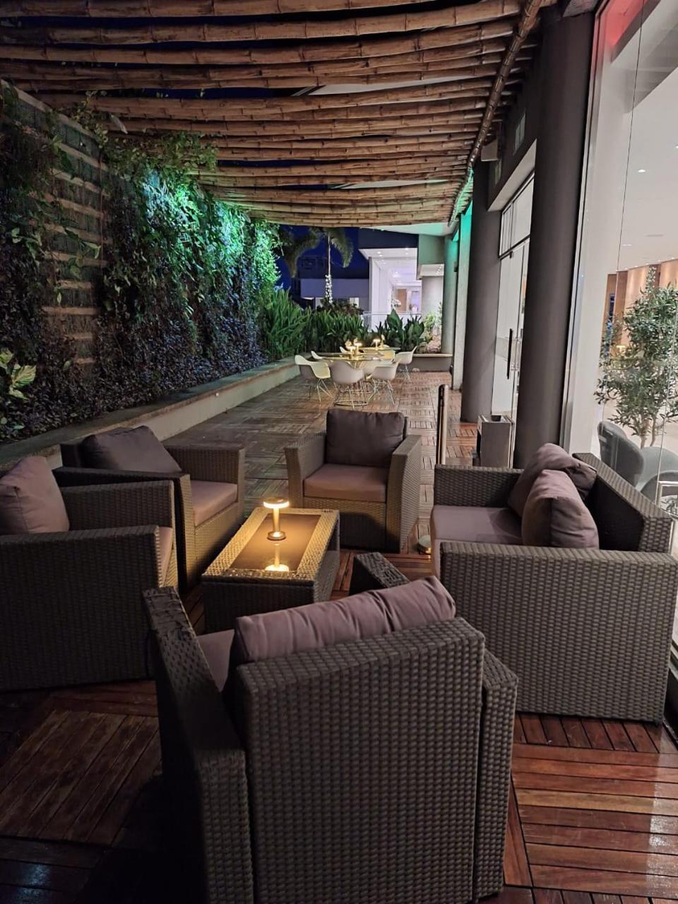 Rosa Bela Hotel & Convention Center Puerto Ordaz ภายนอก รูปภาพ
